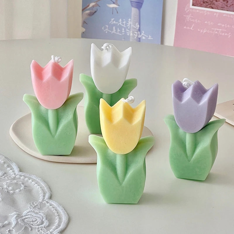 AromaCraft™  Tulip Flower Shape Scented Candles